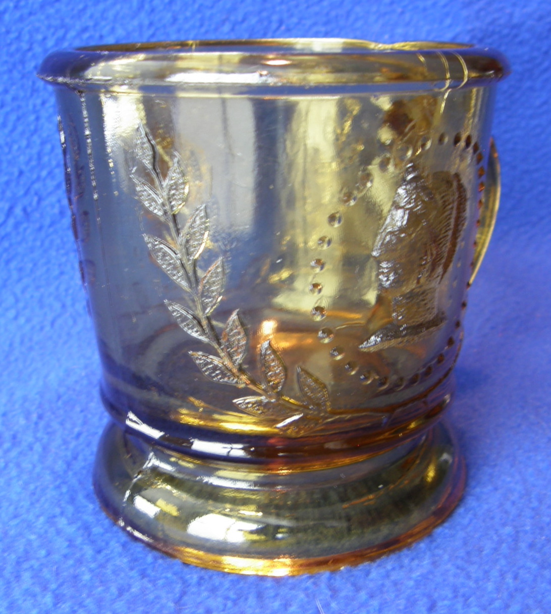 Amber Medallion mug (3-1/8" x 3-1/4"); Ceres variant